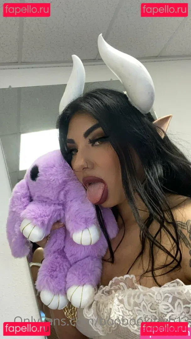 Boobookittyb13 Onlyfans Photo Gallery 