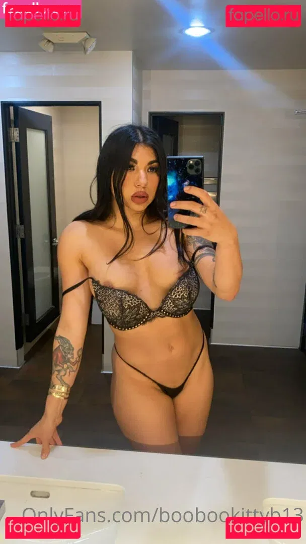 Boobookittyb13 Onlyfans Photo Gallery 