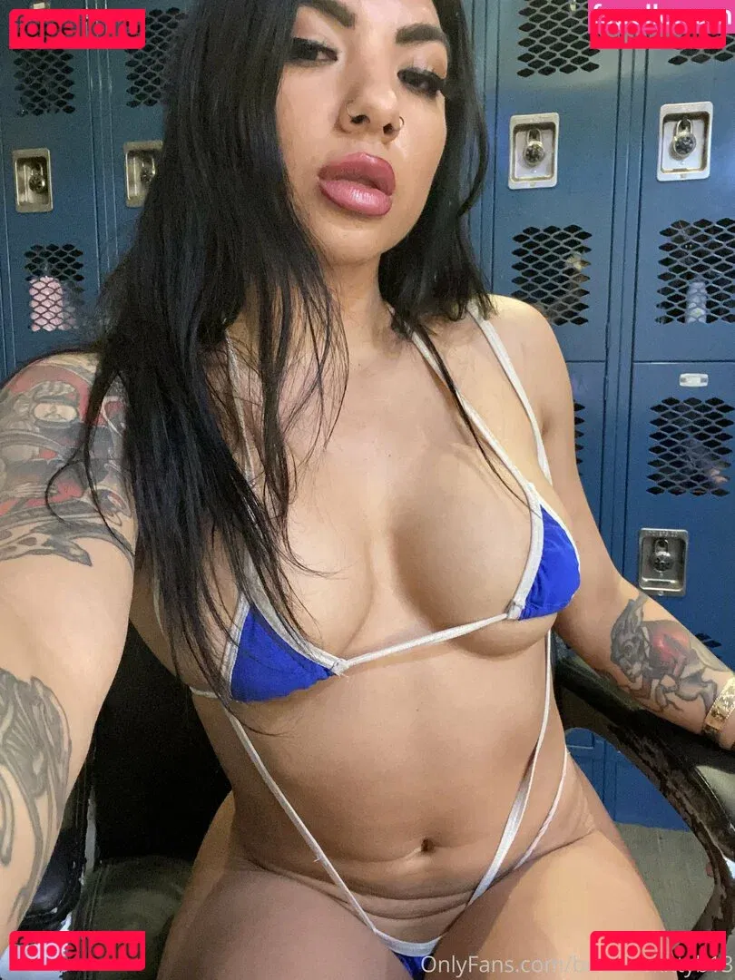 Boobookittyb13 Onlyfans Photo Gallery 