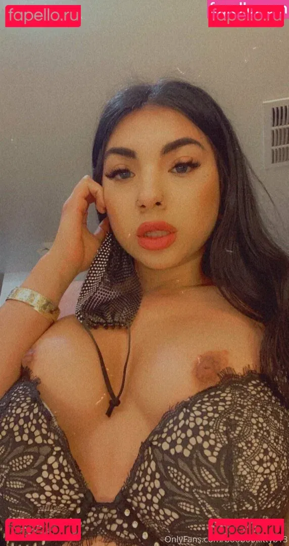 Boobookittyb13 Onlyfans Photo Gallery 