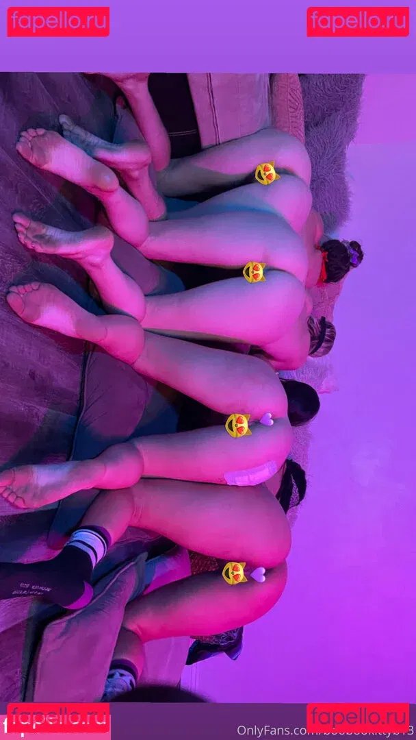 Boobookittyb13 Onlyfans Photo Gallery 