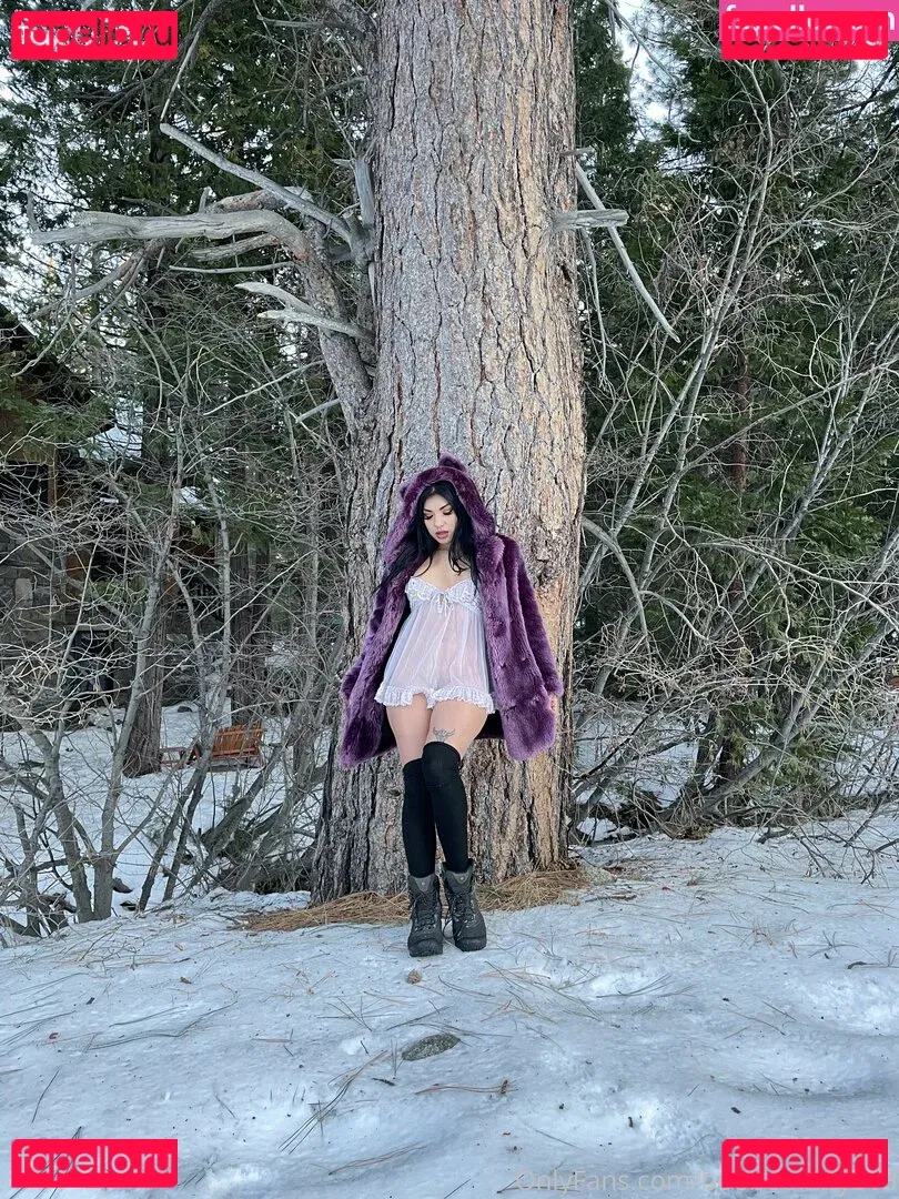 Boobookittyb13 Onlyfans Photo Gallery 