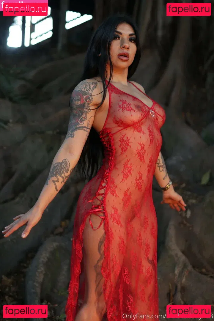 Boobookittyb13 Onlyfans Photo Gallery 