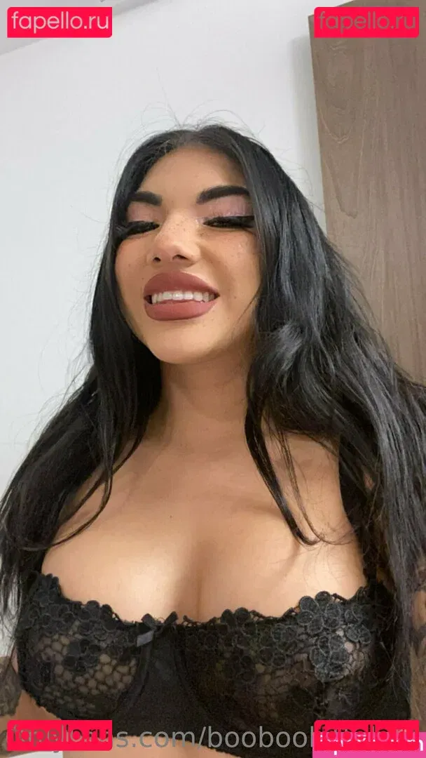 Boobookittyb13 Onlyfans Photo Gallery 