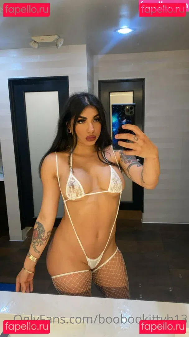 Boobookittyb13 Onlyfans Photo Gallery 