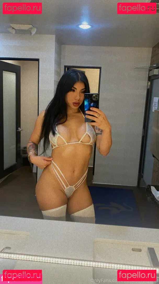 Boobookittyb13 Onlyfans Photo Gallery 