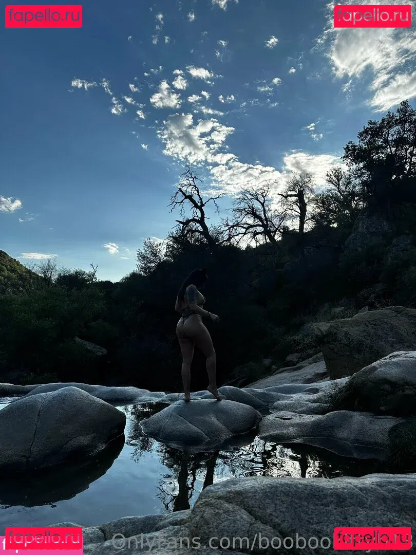 Boobookittyb13 Onlyfans Photo Gallery 