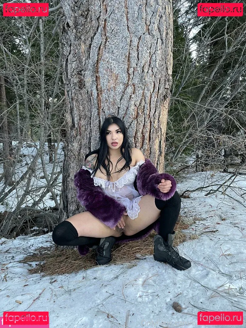 Boobookittyb13 Onlyfans Photo Gallery 