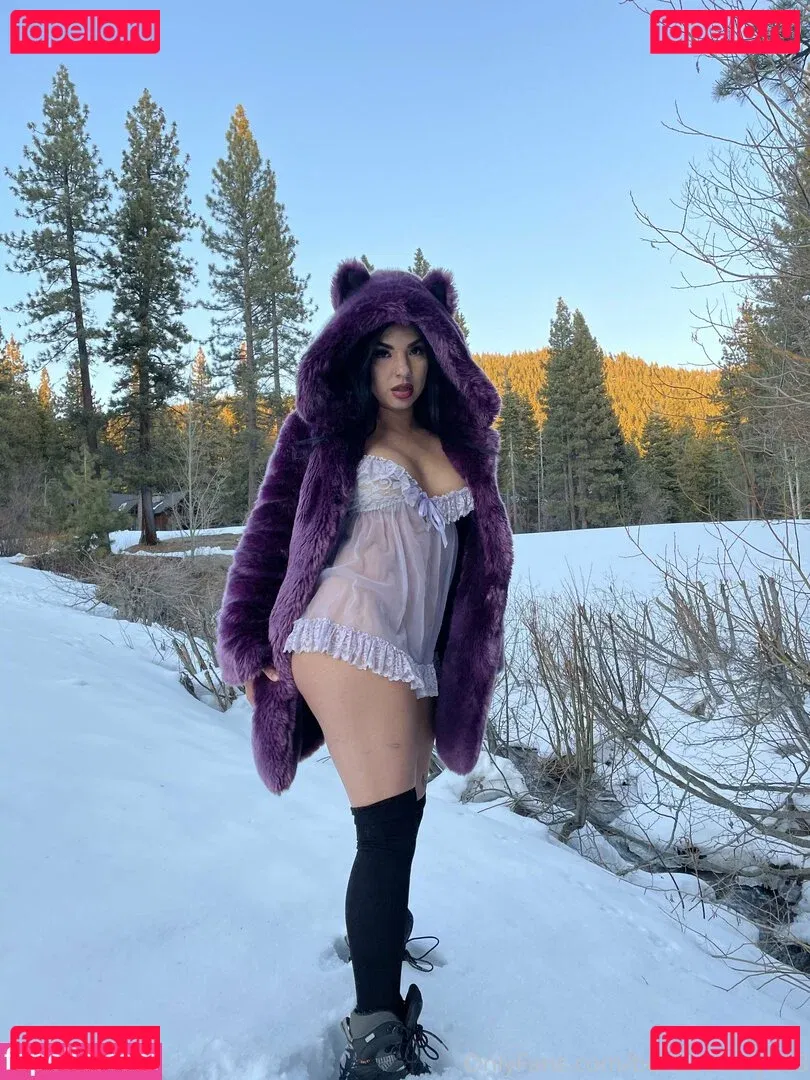 Boobookittyb13 Onlyfans Photo Gallery 