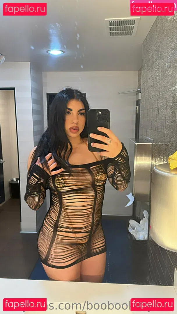 Boobookittyb13 Onlyfans Photo Gallery 