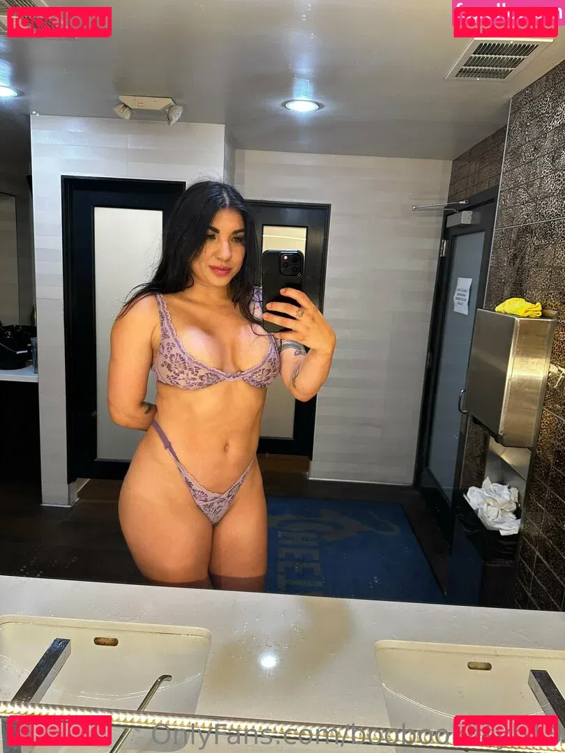 Boobookittyb13 Onlyfans Photo Gallery 