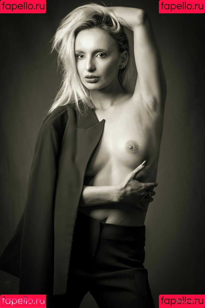 Anna Shtukmaister Onlyfans Photo Gallery 