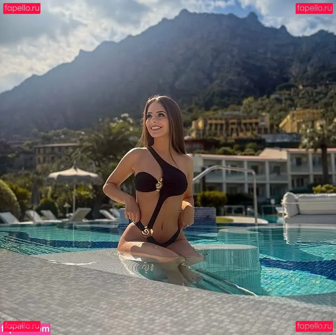 Julia Hofer Onlyfans Photo Gallery 