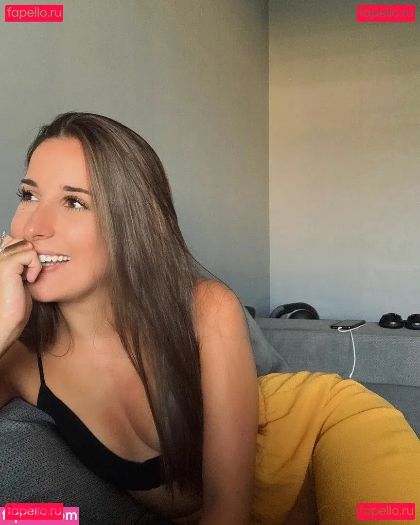 Apollinegrmz Onlyfans Photo Gallery 