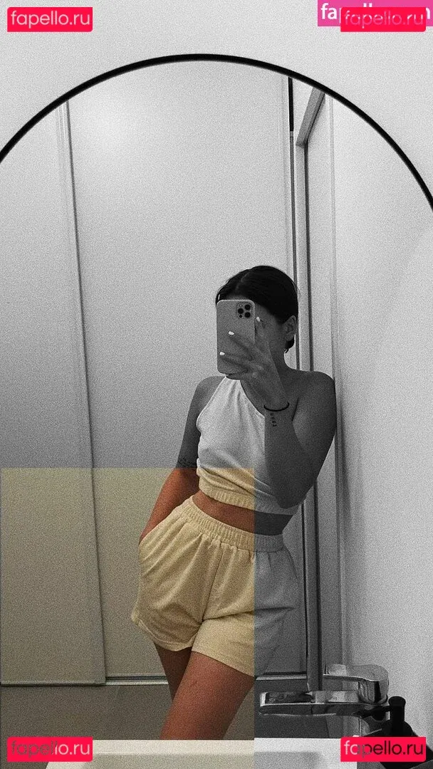 Apollinegrmz Onlyfans Photo Gallery 