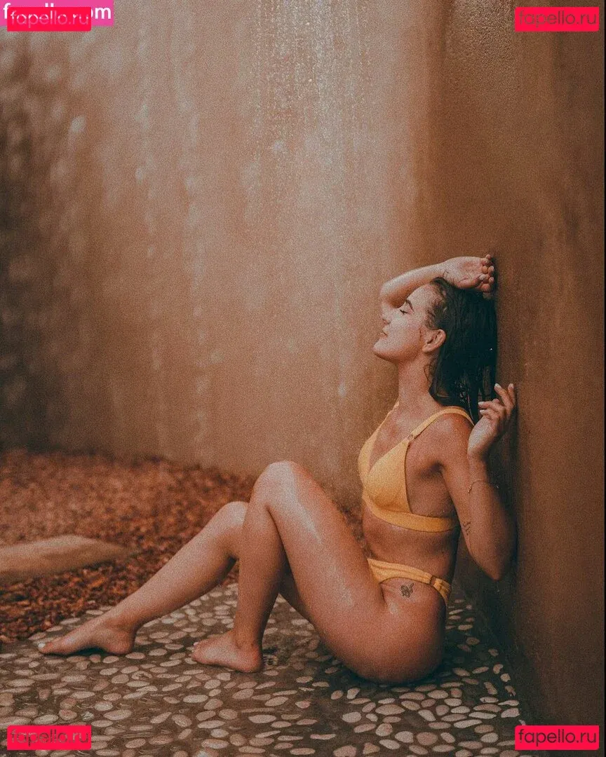 Apollinegrmz Onlyfans Photo Gallery 