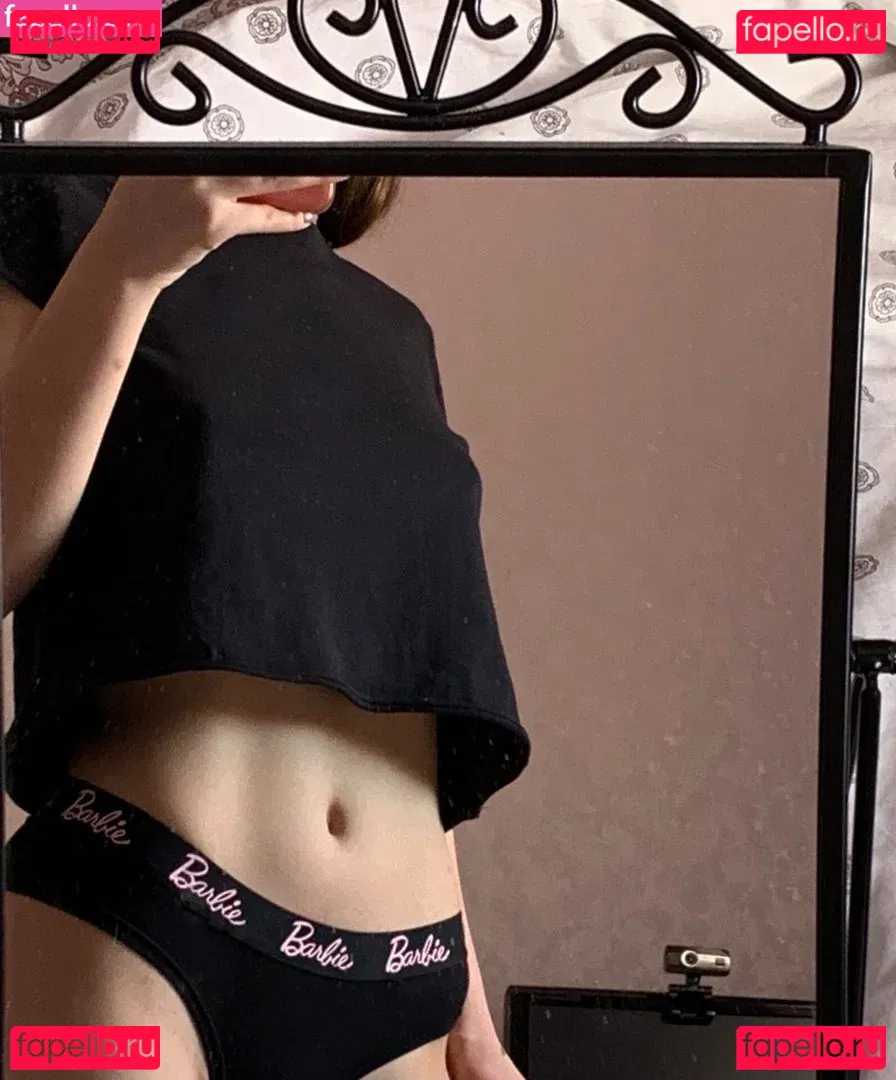 Velari Verbenko Onlyfans Photo Gallery 