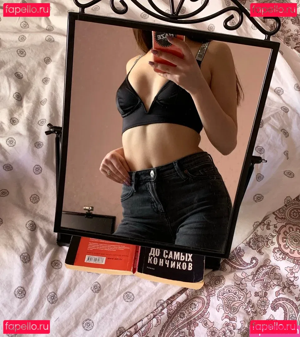 Velari Verbenko Onlyfans Photo Gallery 