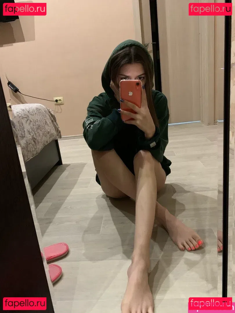 Velari Verbenko Onlyfans Photo Gallery 