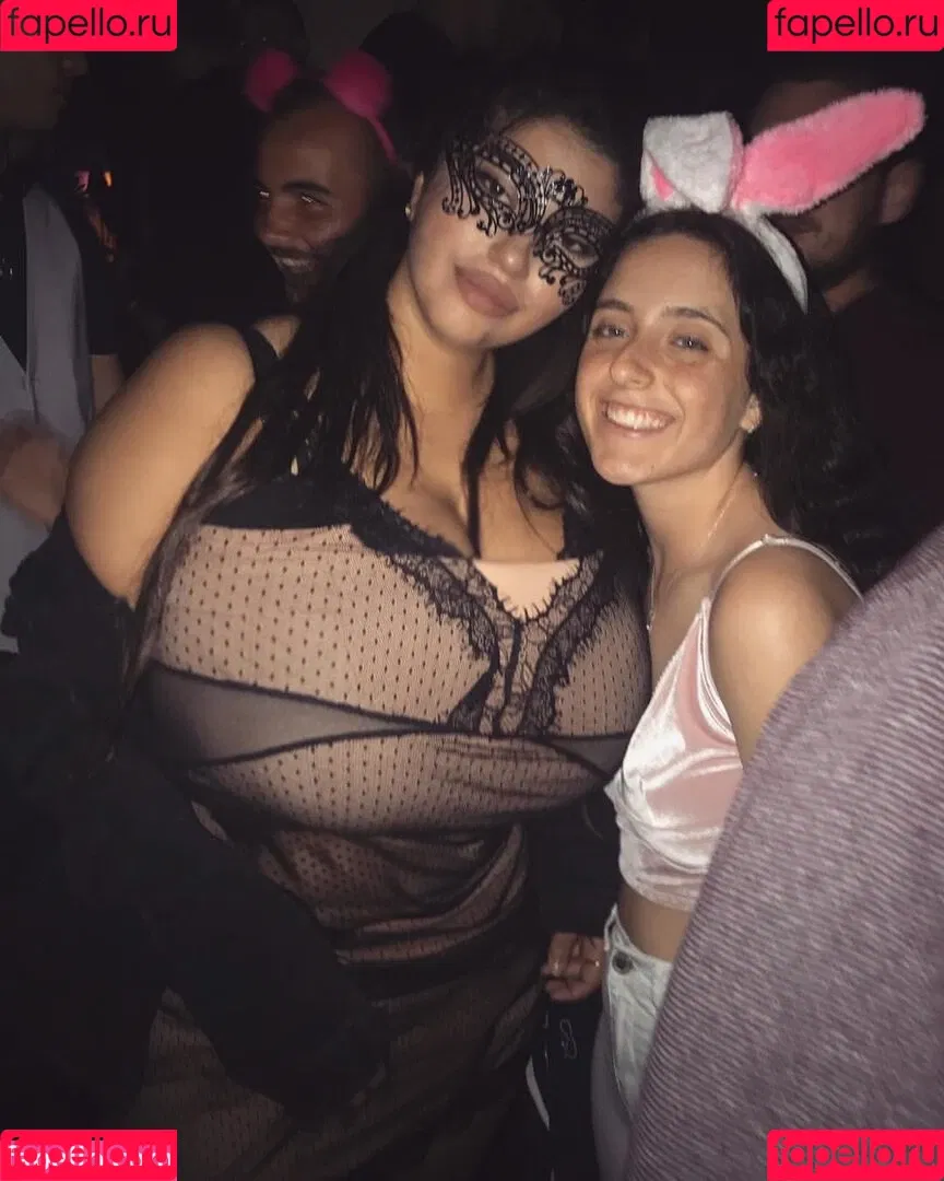 Yuval Onlyfans Photo Gallery 