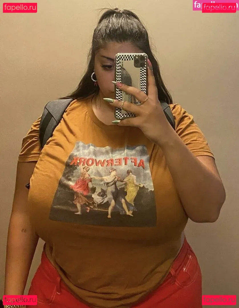 Yuval Onlyfans Photo Gallery 