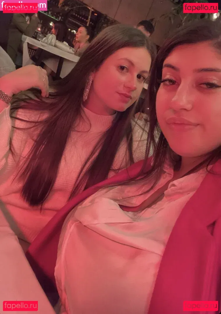 Yuval Onlyfans Photo Gallery 