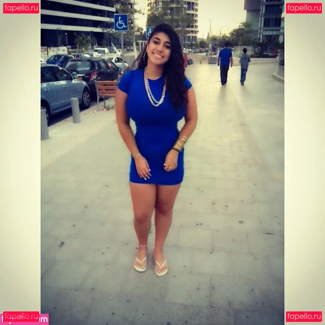 Yuval Onlyfans Photo Gallery 