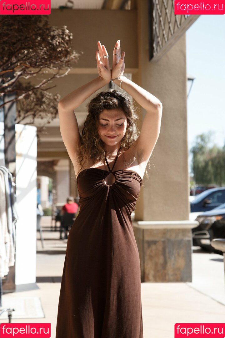 Gillian Barnes Onlyfans Photo Gallery 