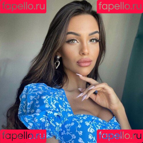 Anastasia_Vi Onlyfans Photo Gallery 