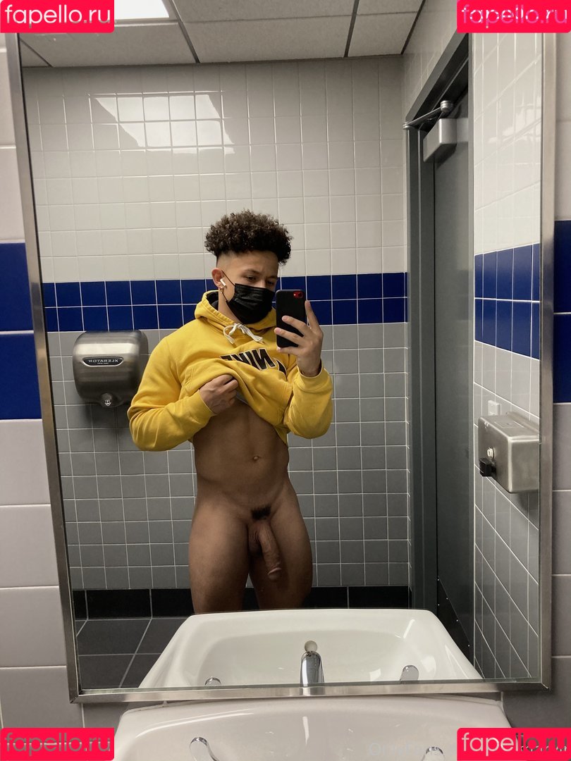Big_marvjr Onlyfans Photo Gallery 