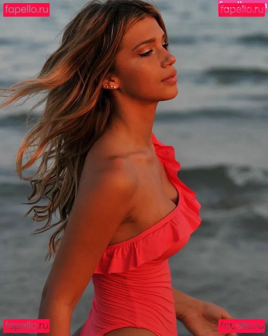 Alice De Bortoli Onlyfans Photo Gallery 