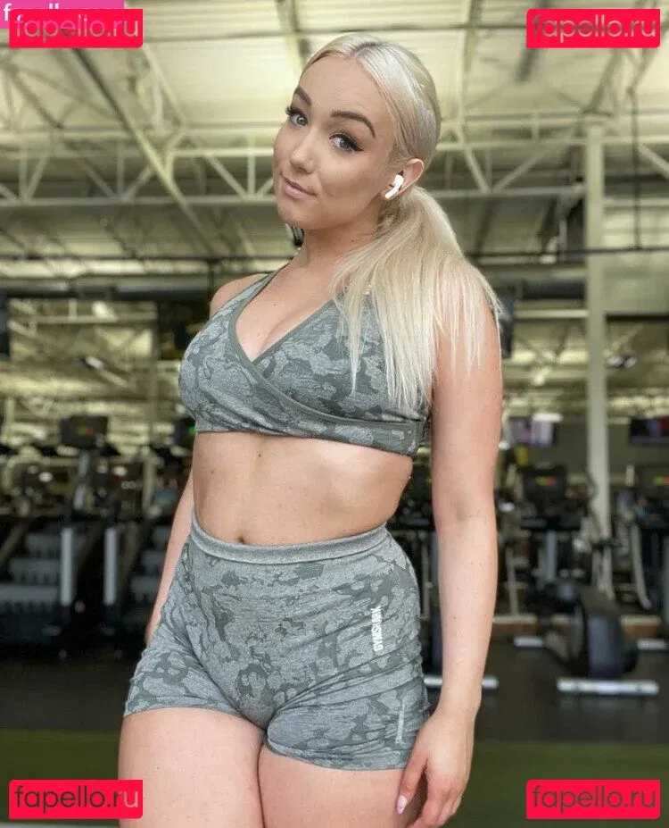 Whitney Wright Onlyfans Photo Gallery 