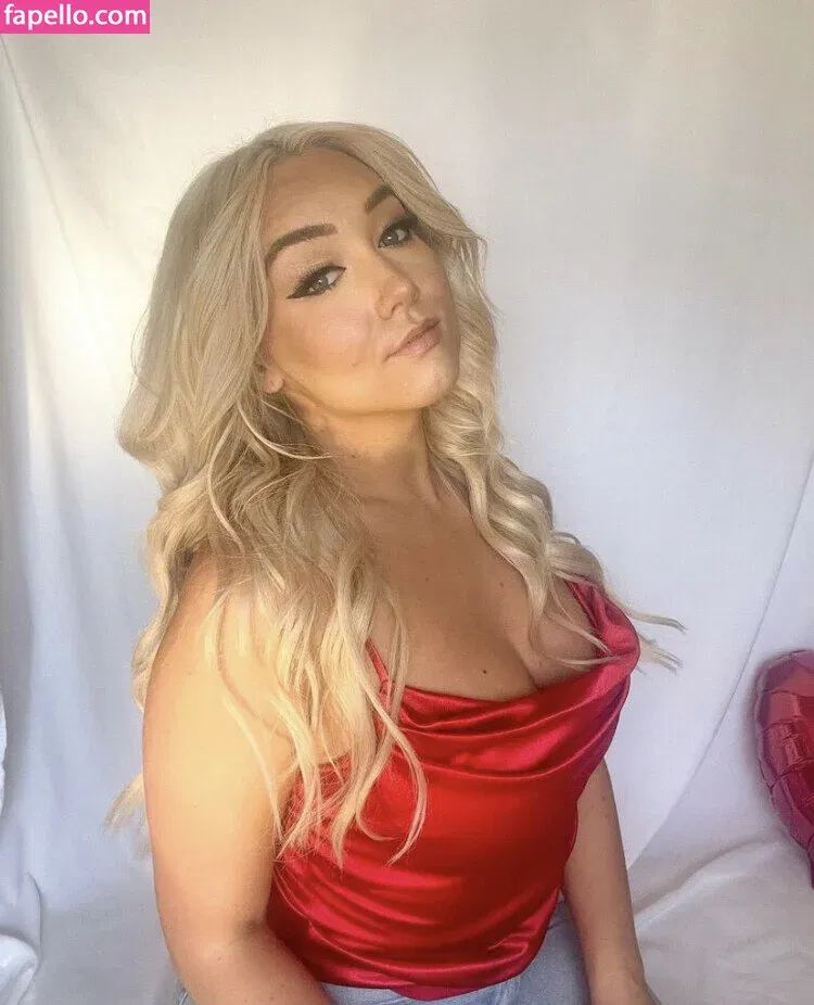 Whitney Wright Onlyfans Photo Gallery 