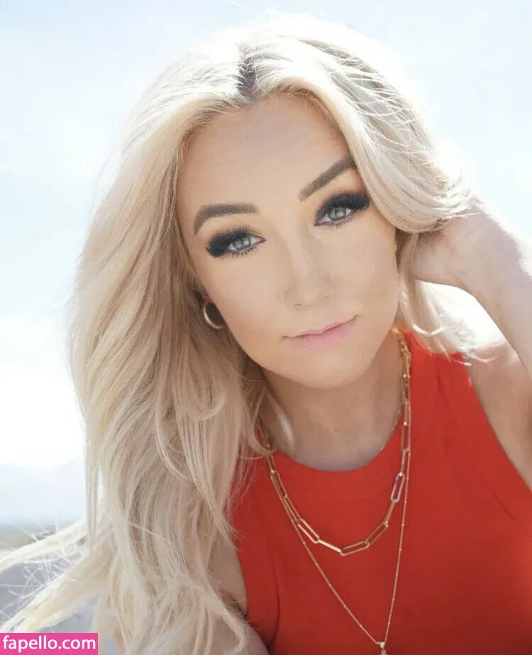 Whitney Wright Onlyfans Photo Gallery 