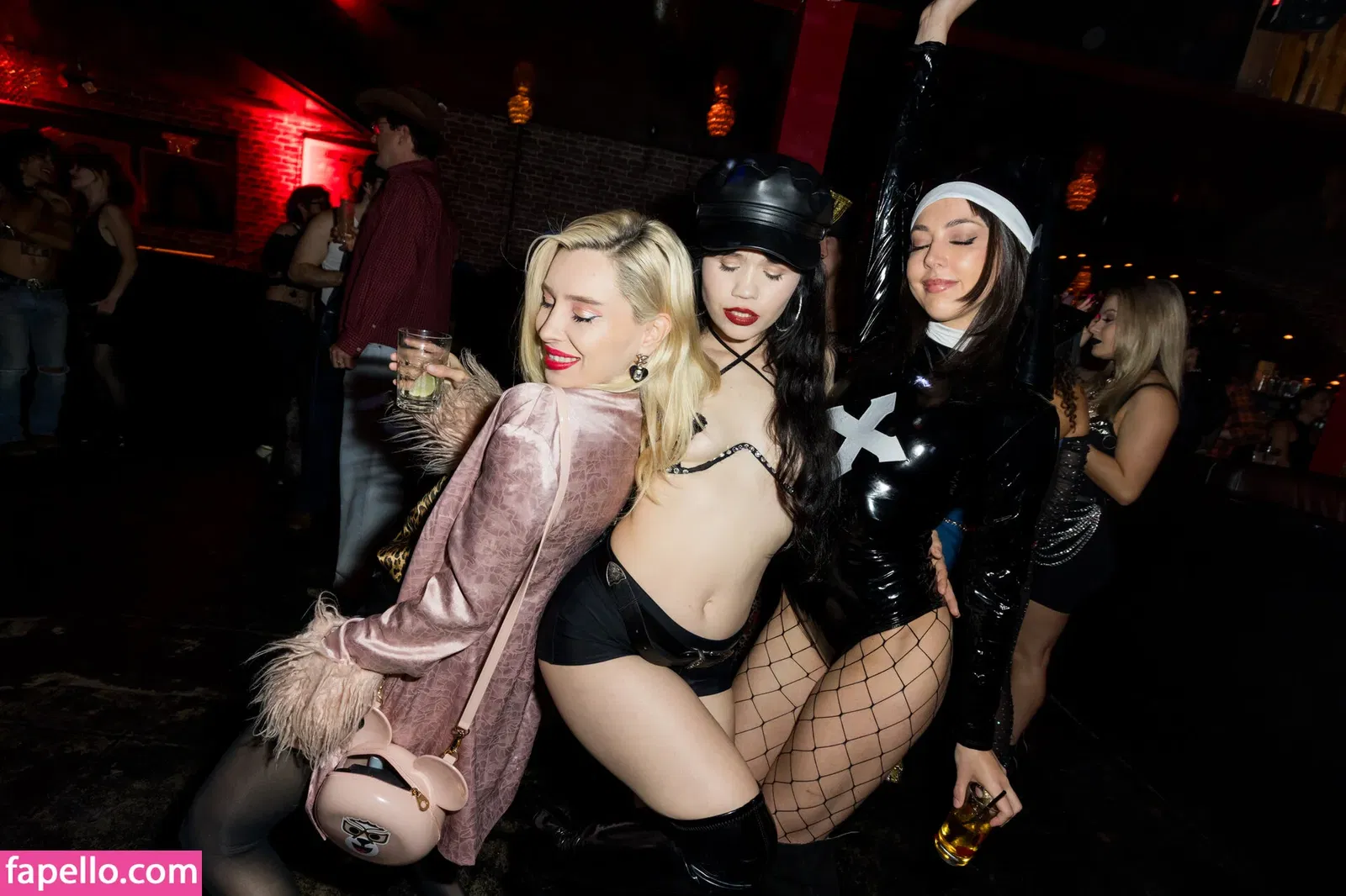 Whitney Wright Onlyfans Photo Gallery 