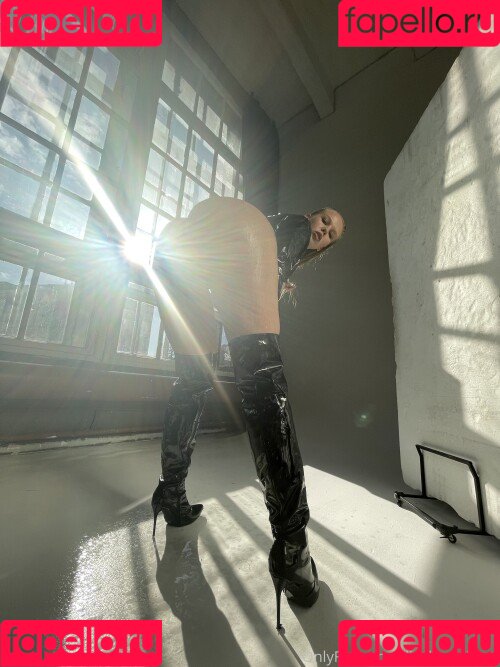 Lisa Barysheva Onlyfans Photo Gallery 