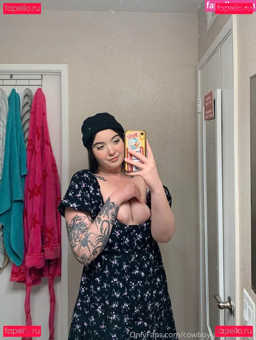 cowboytakemeaway Onlyfans Photo Gallery 