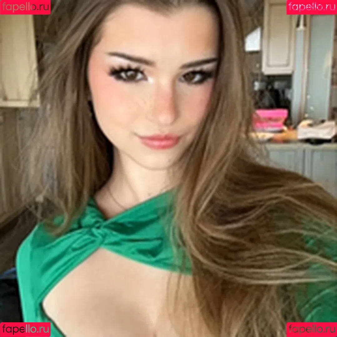 Brooke Monk Onlyfans Photo Gallery 
