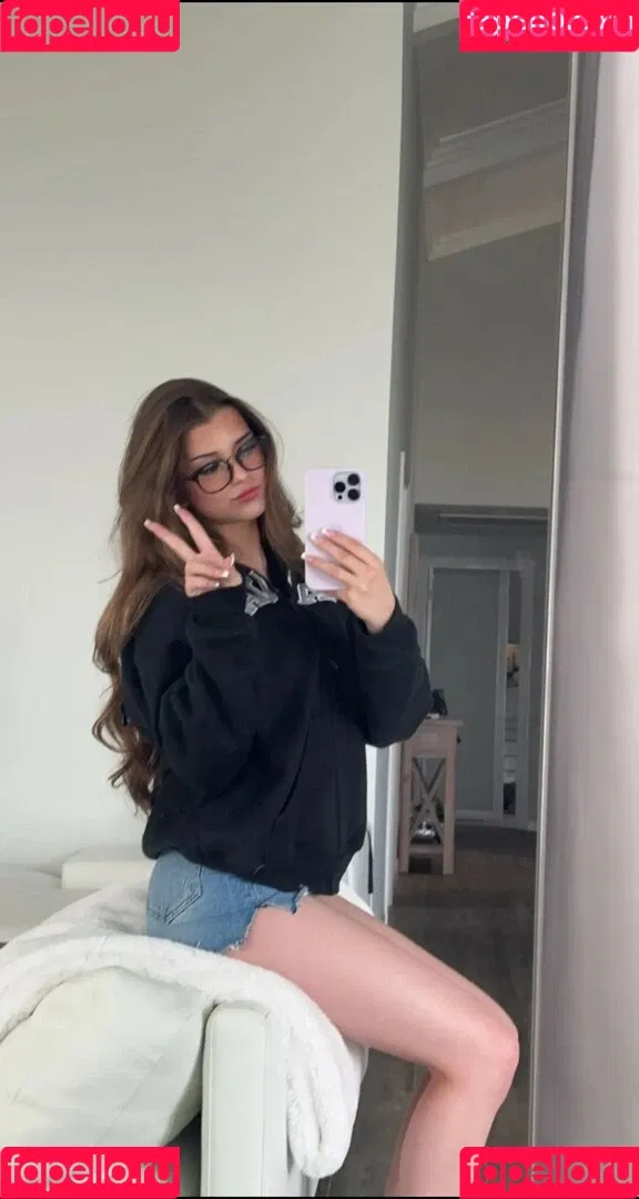 Brooke Monk Onlyfans Photo Gallery 
