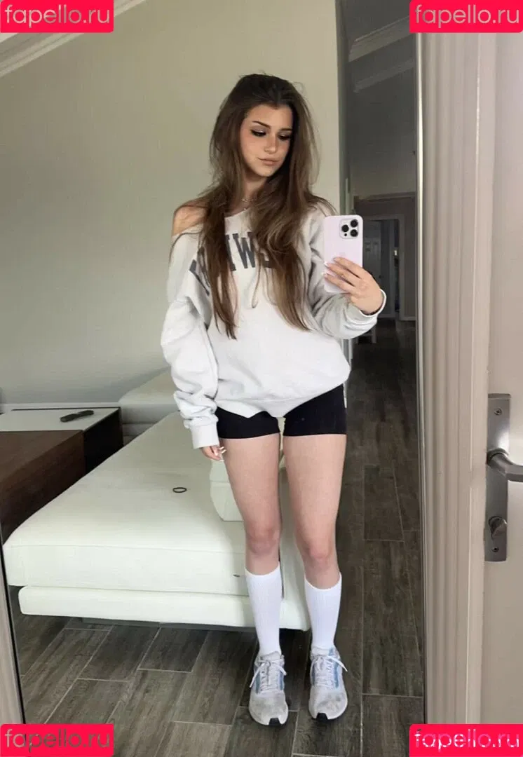 Brooke Monk Onlyfans Photo Gallery 