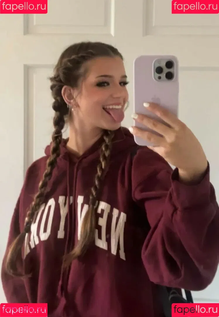 Brooke Monk Onlyfans Photo Gallery 