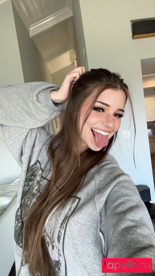 Brooke Monk Onlyfans Photo Gallery 