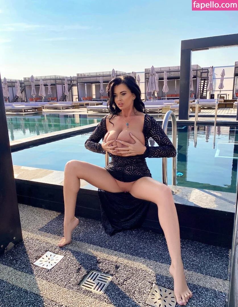 Sha Rizel Onlyfans Photo Gallery 