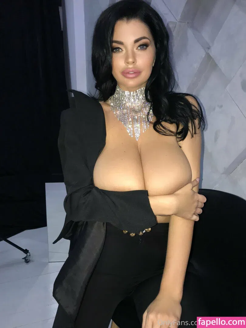 Sha Rizel Onlyfans Photo Gallery 