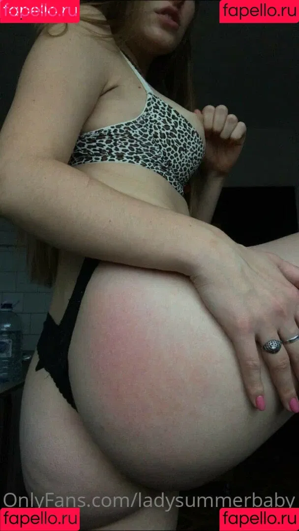 Crazy Layla Onlyfans Photo Gallery 