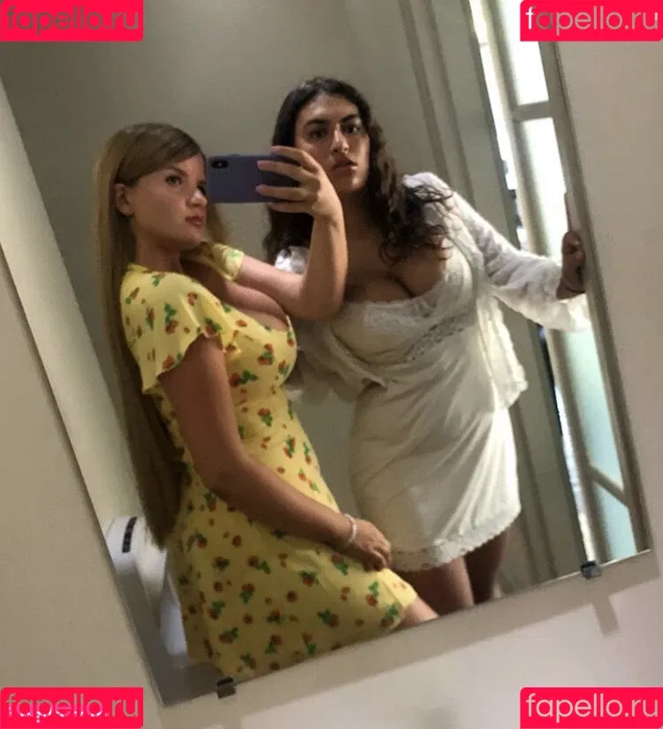 Elizabeth M Onlyfans Photo Gallery 