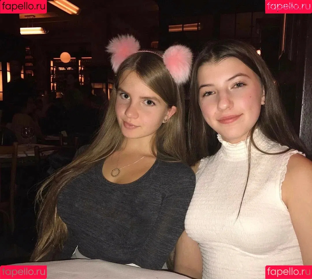 Elizabeth M Onlyfans Photo Gallery 