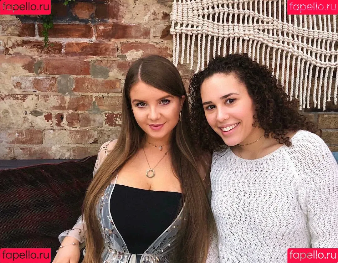 Elizabeth M Onlyfans Photo Gallery 