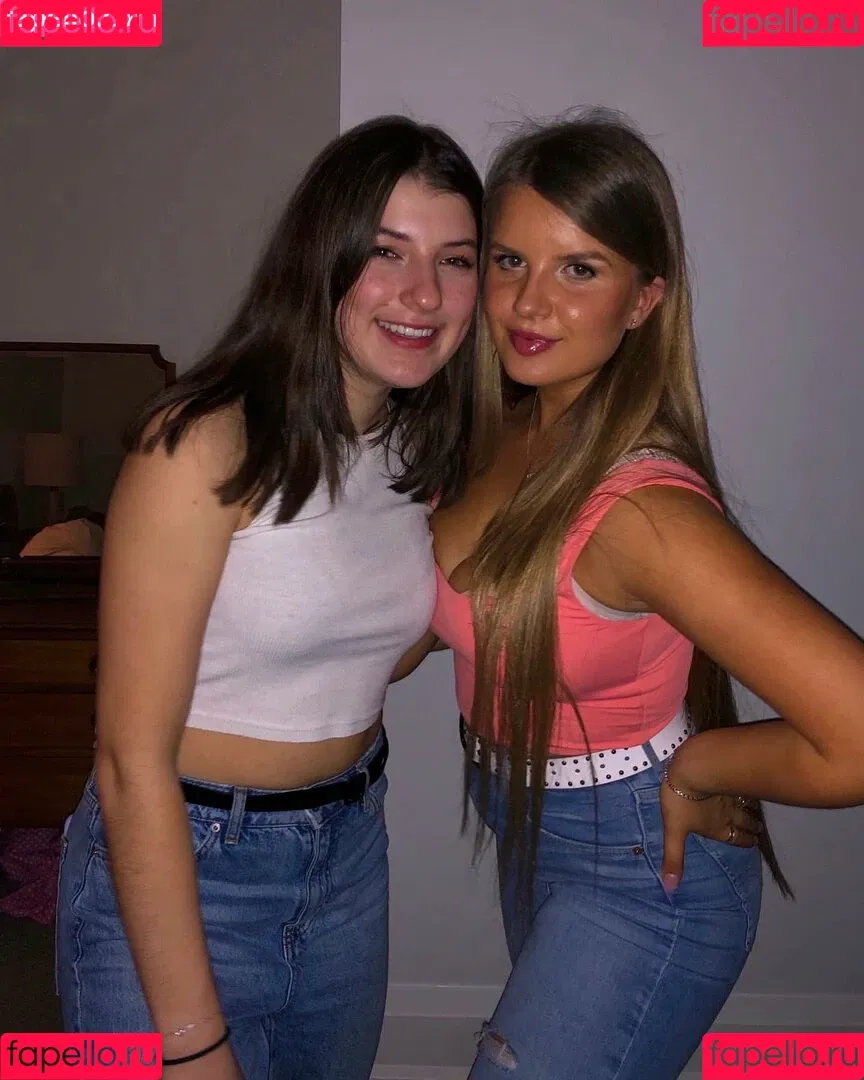 Elizabeth M Onlyfans Photo Gallery 