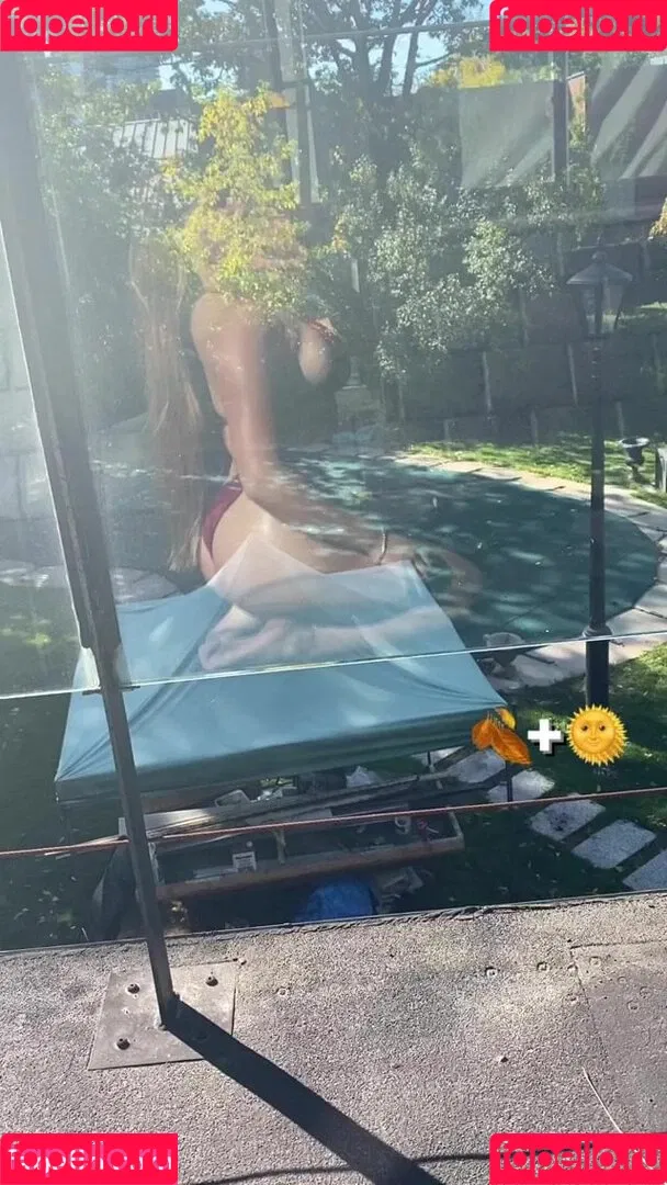 Elizabeth M Onlyfans Photo Gallery 